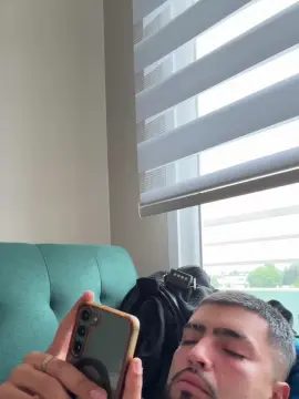 Cam4 Live Porn of levi_rentboy