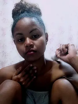 Cam4 Private Sex Chat of Joelinah