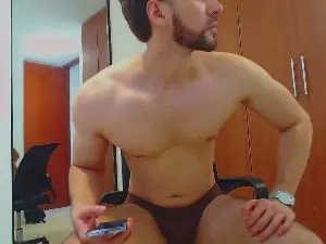 Cam4 Private Sex Chat of MARCK_CHEST