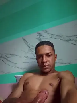 Cam4 Nude Webcam of Danielsjl