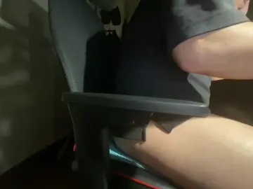 Cam4 Sex Cam of MCharlie