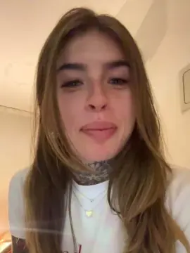 Cam4 Sex Chat of denissexx