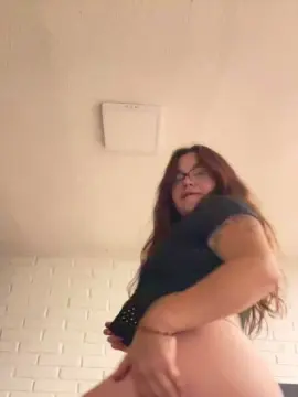 Cam4 Adult Video Chat of danypaz1