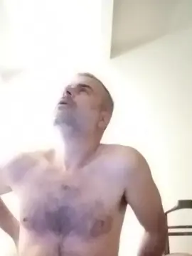 Cam4 Nude Webcam of andrew_00
