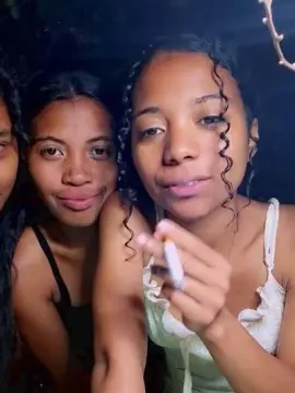 Cam4 Live Sex Cam of NickiFrenchy