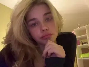 Cam4 Sex Cam of LindseyWatah