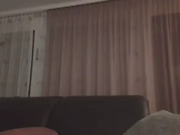 Cam4 Free Live Porn of devold_hot