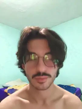 Cam4 Nude Webcam of Emohot2