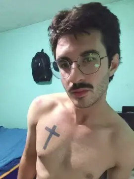 Cam4 Live Porn of Emohot2