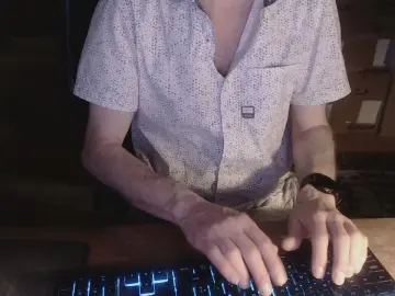 Cam4 Free Live Porn of borninxixax