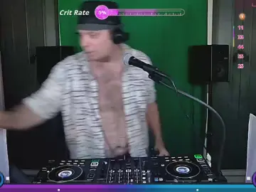 Cam4 Private Sex Chat of djShyVibes