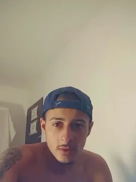 Cam4 Free Live Porn of sant2951