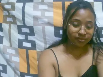 Cam4 Sex Chat of Aurelia00