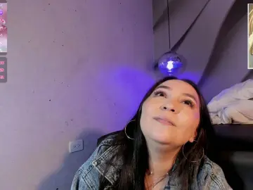 Cam4 Adult Webcam of alyssa_jones