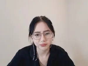 Cam4 Free Live Porn of JuliaMaugeri