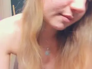 Cam4 Free Live Porn of NickieMcenany