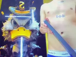 Cam4 Free Live Porn of angel_boyxxx