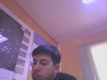 Cam4 Live Porn of matiaslol666