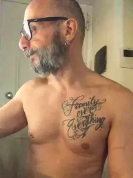 Cam4 Live Sex Cam of boleyn78