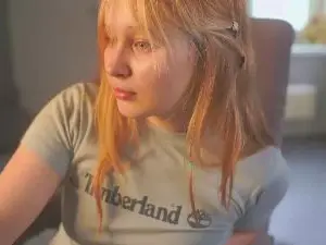 Cam4 Free Live Porn of LaurenGeringer