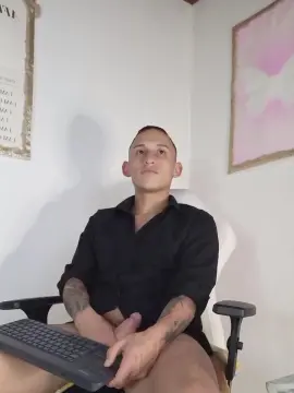 Cam4 Free Live Porn of Masterblue_hot