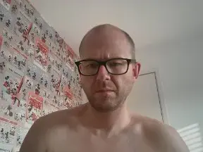 Cam4 Live Sex of agentbravo