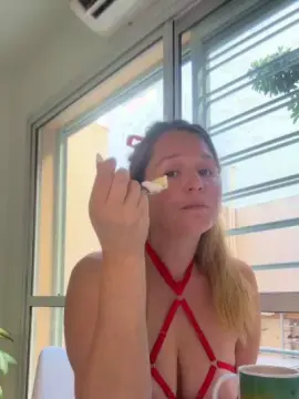 Cam4 Nude Webcam of mieldulcexx