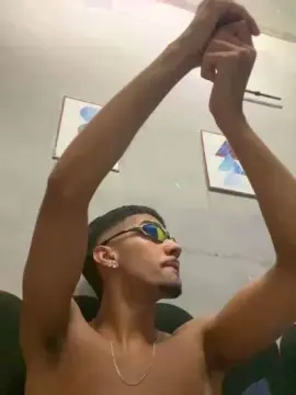 Cam4 Adult Video Chat of soarezx