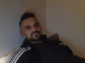 Cam4 Watch Live Sex Cams of Roa87