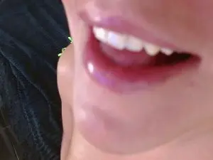 Cam4 Free Live Porn of caroline_spanky