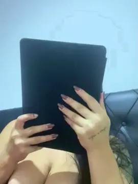 Cam4 Free Porn Cam of Nini956