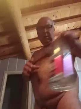 Cam4 Free Porn Cam of minuzzo61