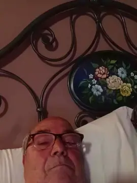 Cam4 Nude Webcam of minuzzo61