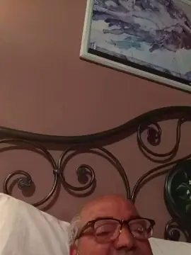 Cam4 Free Porn Cam of minuzzo61