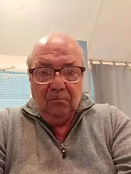 Cam4 Live Sex of minuzzo61