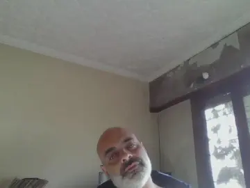 Cam4 Free Live Porn of Guilloxx3