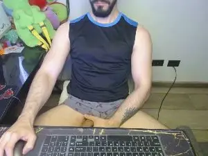 Cam4 Live Porn of Lealboy