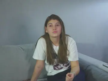 Cam4 Free Porn Cam of RossieLenior