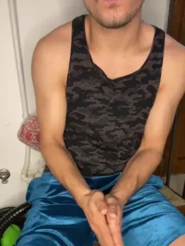 Cam4 Live Sex of alessand21