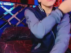 Cam4 Nude Webcam of luke_howland