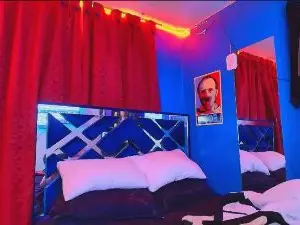 Cam4 Adult Webcams of luke_howland