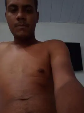 Cam4 Free Live Porn of PretoDot1