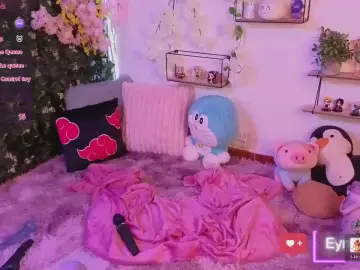 Cam4 Nude Webcam of Eymmy_24