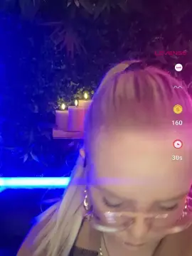 Cam4 Live Sex Cam of Gipsygirl1994