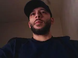 Cam4 Nude Webcam of Henryaxe