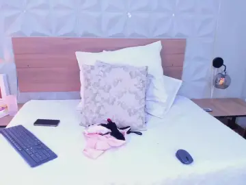 Cam4 Watch Live Sex Cams of Stacey_white_