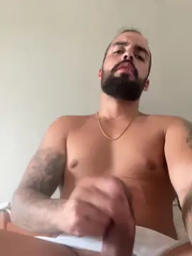 Cam4 Live Sex of lucasdotadorj23