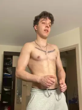 Cam4 Free Porn Cam of bravo_maestro
