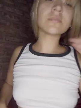 Cam4 Live Porn of Chinitagalvan