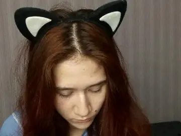 Cam4 Live Sex of CaroleeWestby